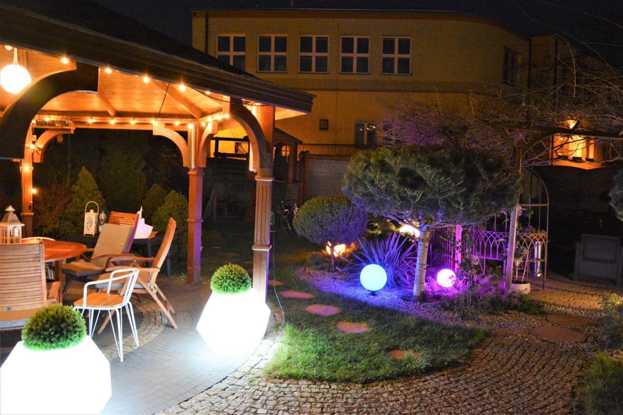 Apartamenty I Pokoje „Pod Jedynka” Konstantynów Łódzki Esterno foto