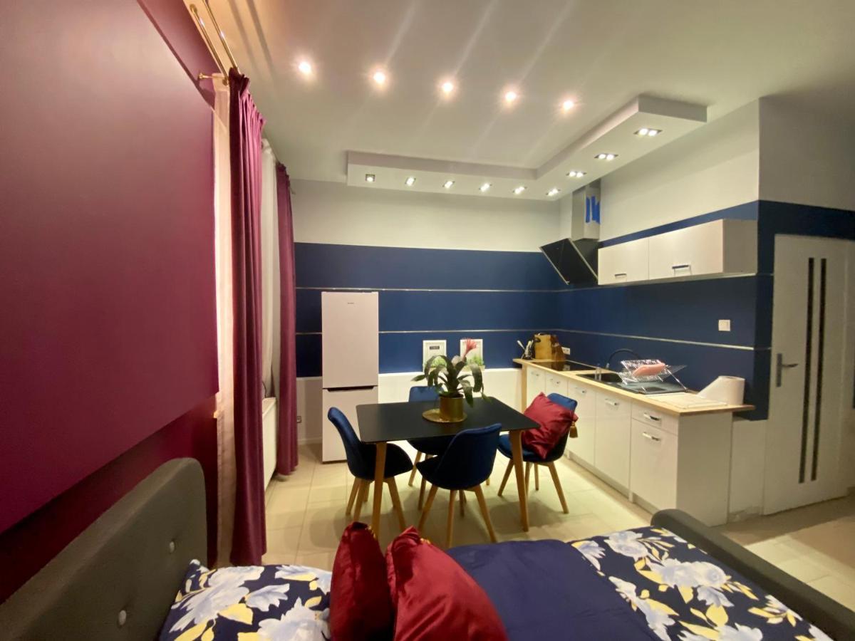 Apartamenty I Pokoje „Pod Jedynka” Konstantynów Łódzki Esterno foto