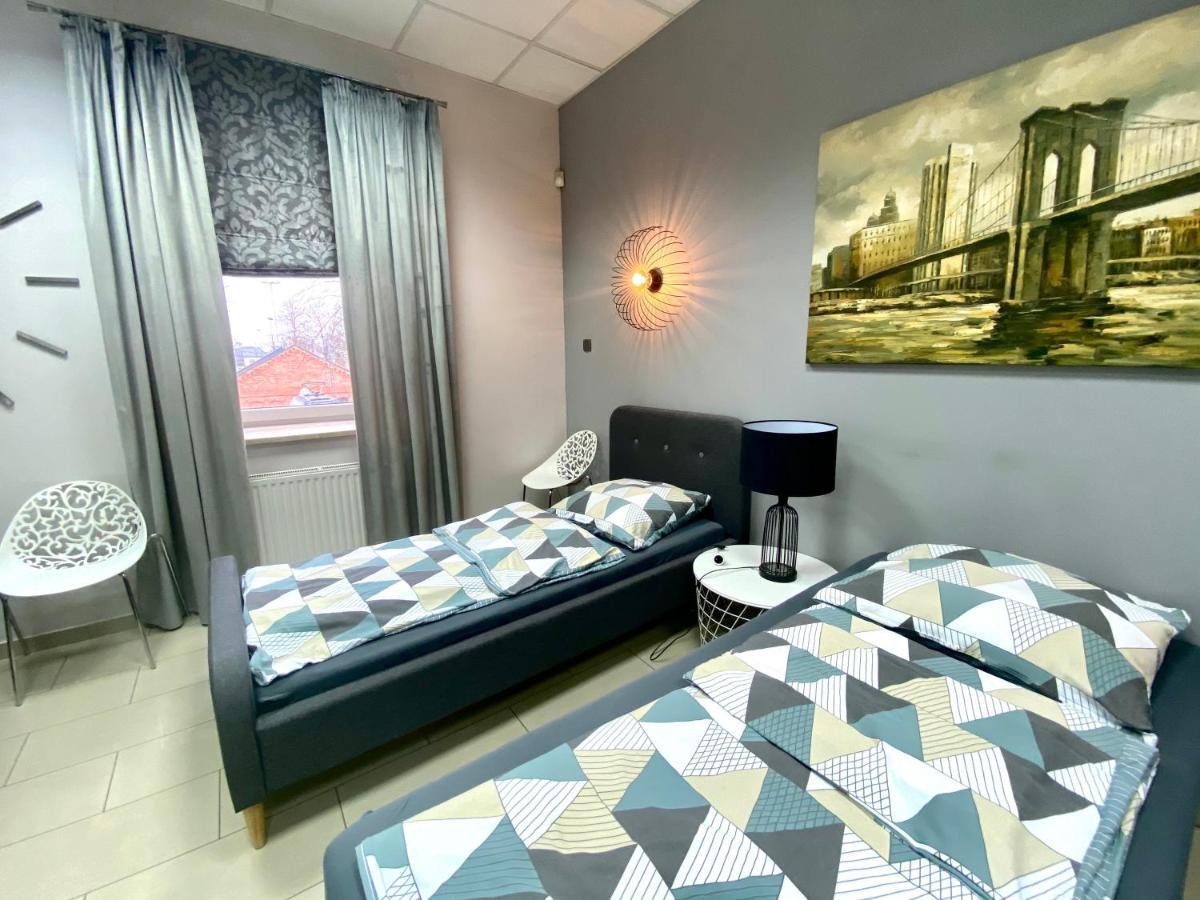 Apartamenty I Pokoje „Pod Jedynka” Konstantynów Łódzki Esterno foto