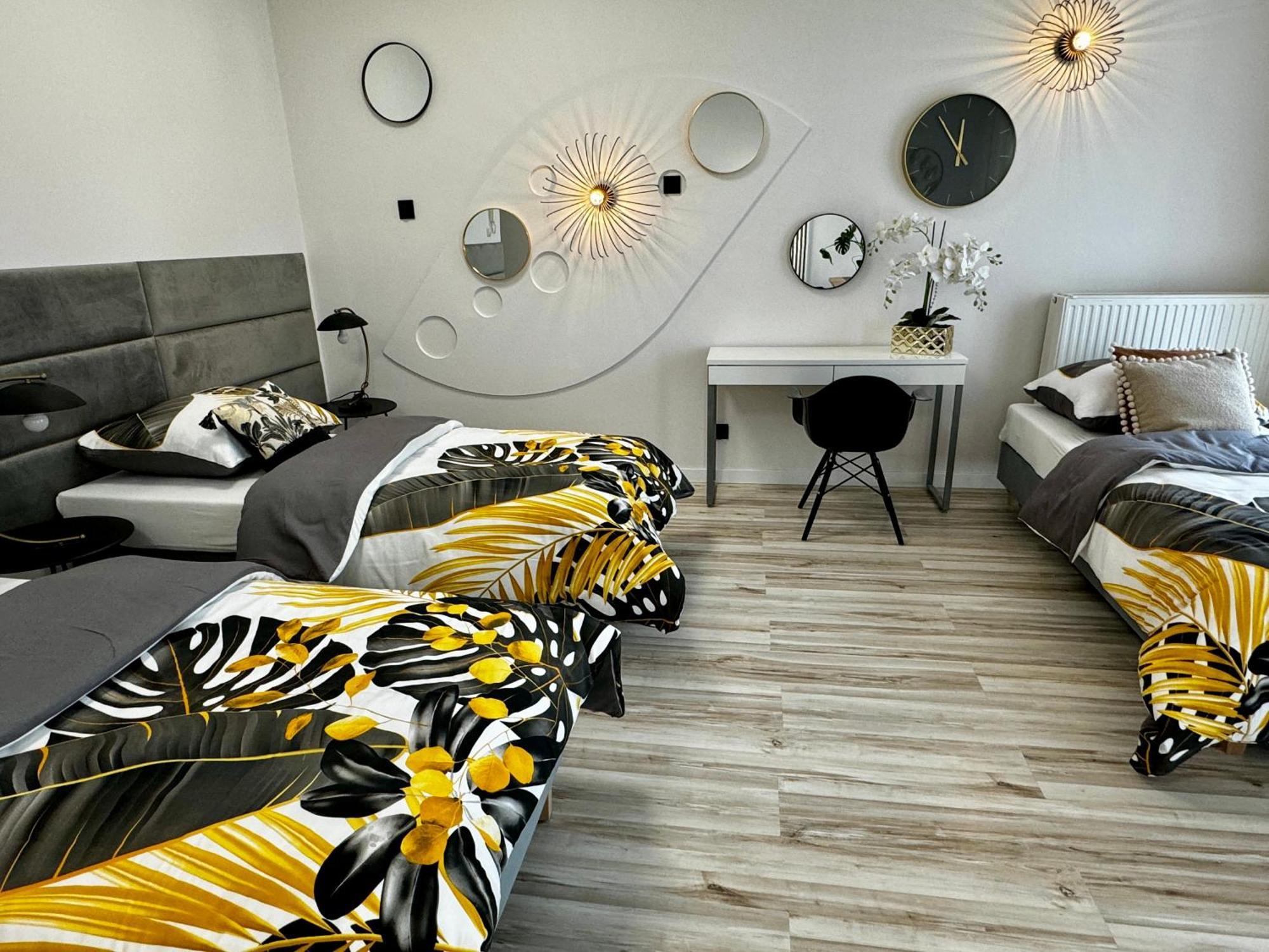 Apartamenty I Pokoje „Pod Jedynka” Konstantynów Łódzki Esterno foto