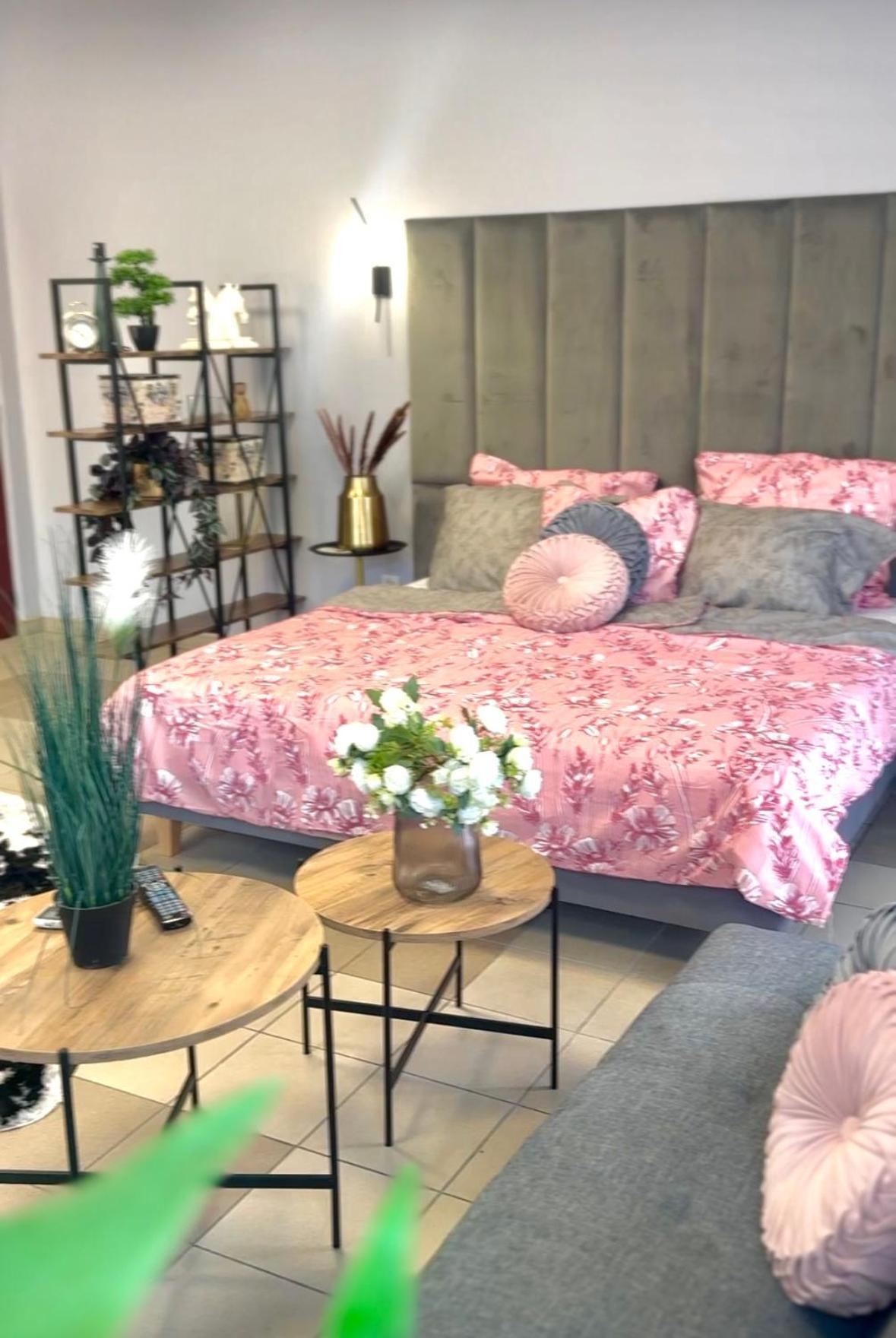Apartamenty I Pokoje „Pod Jedynka” Konstantynów Łódzki Esterno foto