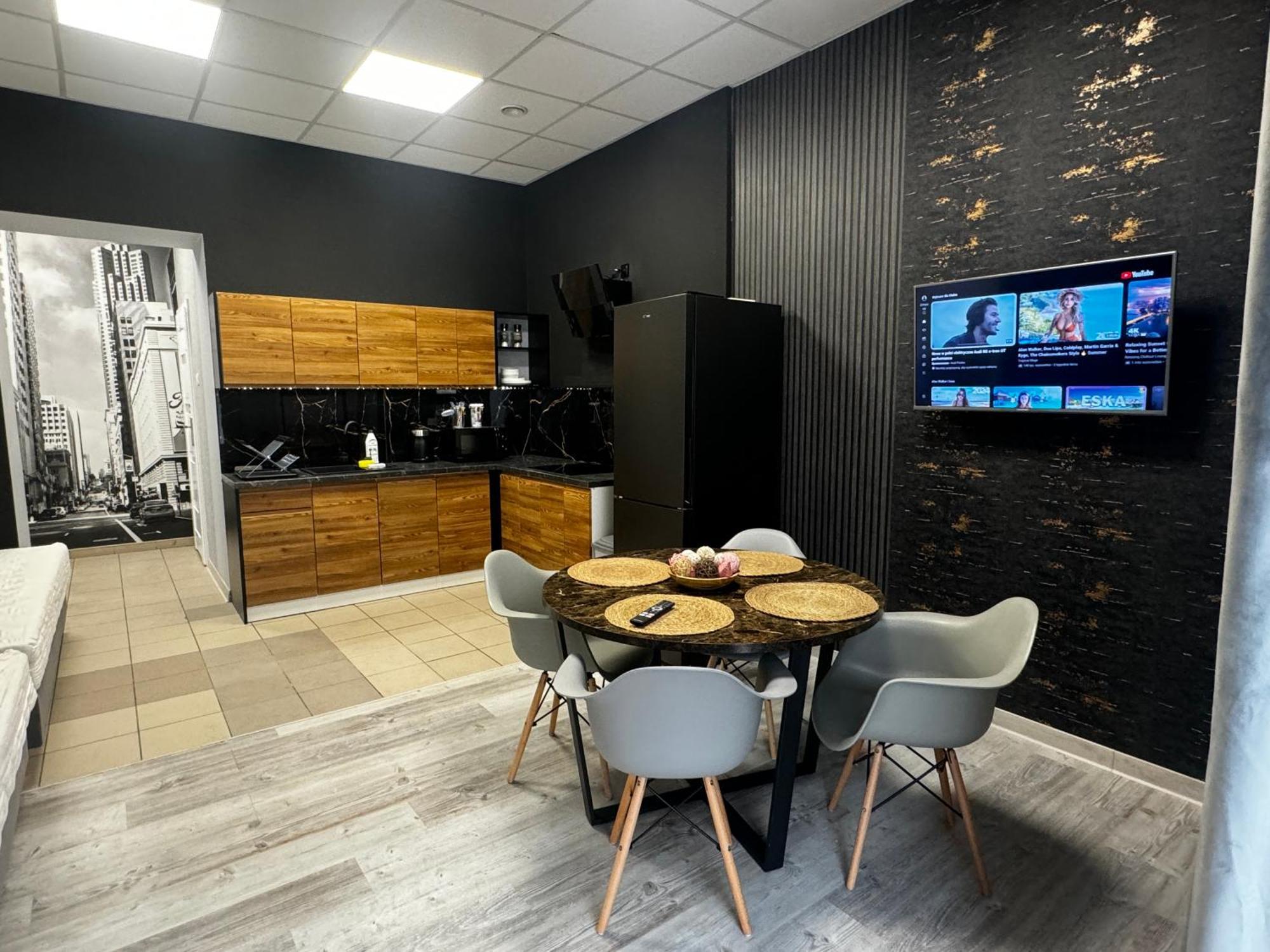 Apartamenty I Pokoje „Pod Jedynka” Konstantynów Łódzki Esterno foto